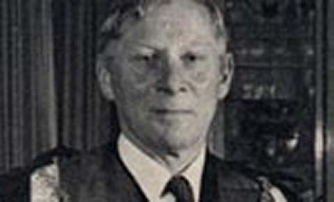 Colonel Peter Storie-Pugh FRCVS